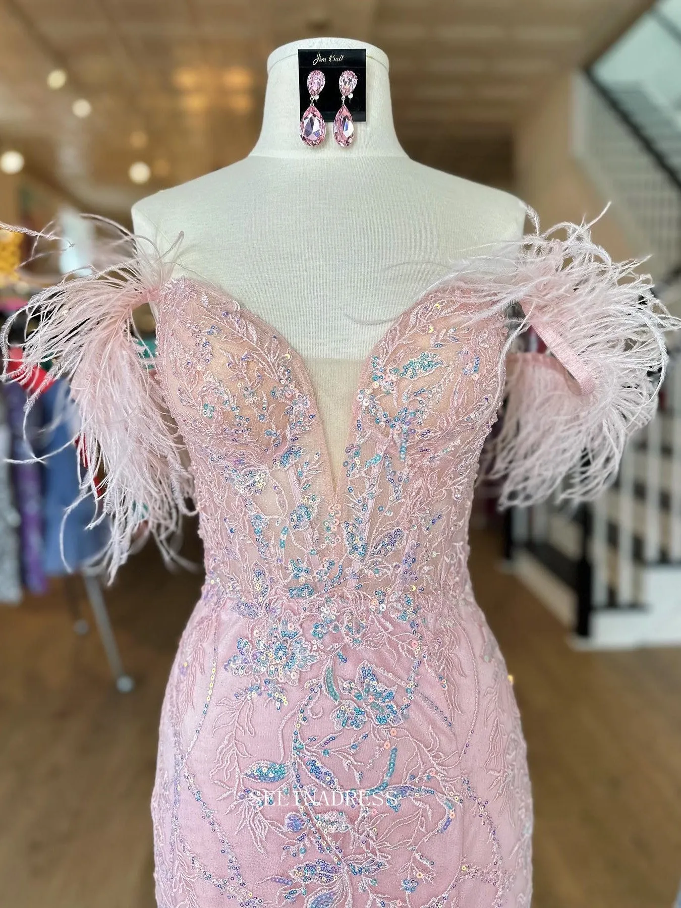 Chic Mermaid Off-the-shoulder Pink Lace Long Prom Dress Feather Elegant Evening Dress #lop247